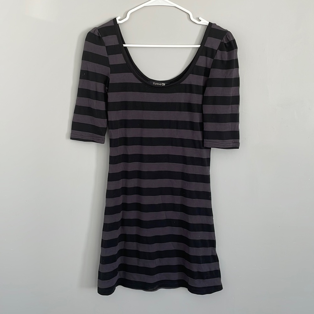 Forever 21 Black and Grey Dress